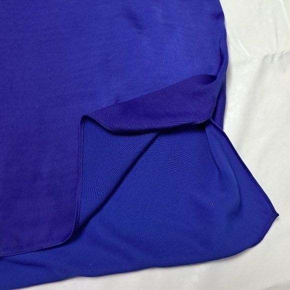 BCBGMAXAZRIA Blue Royal lace Top - Picture 11 of 11